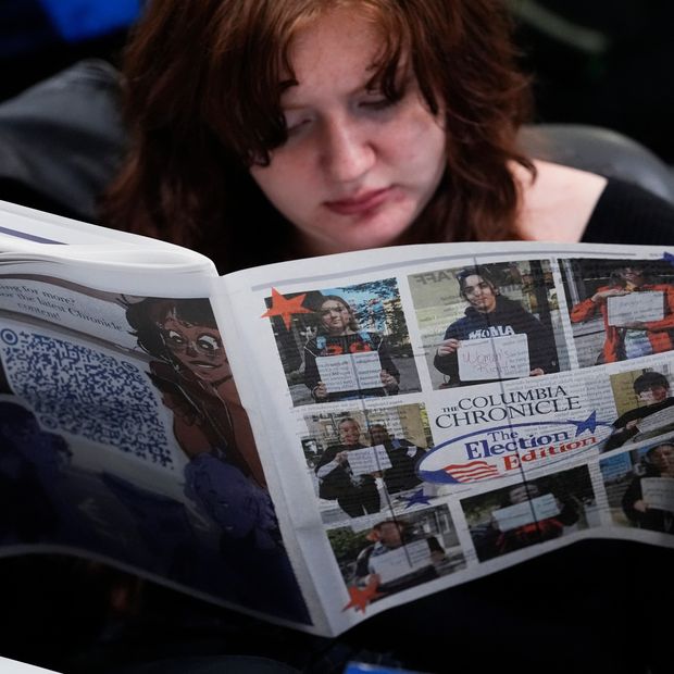 Seis Ciudadanos de EUA Demandan a Trump y Dicen que Vetos a Medios los Privan de Noticias